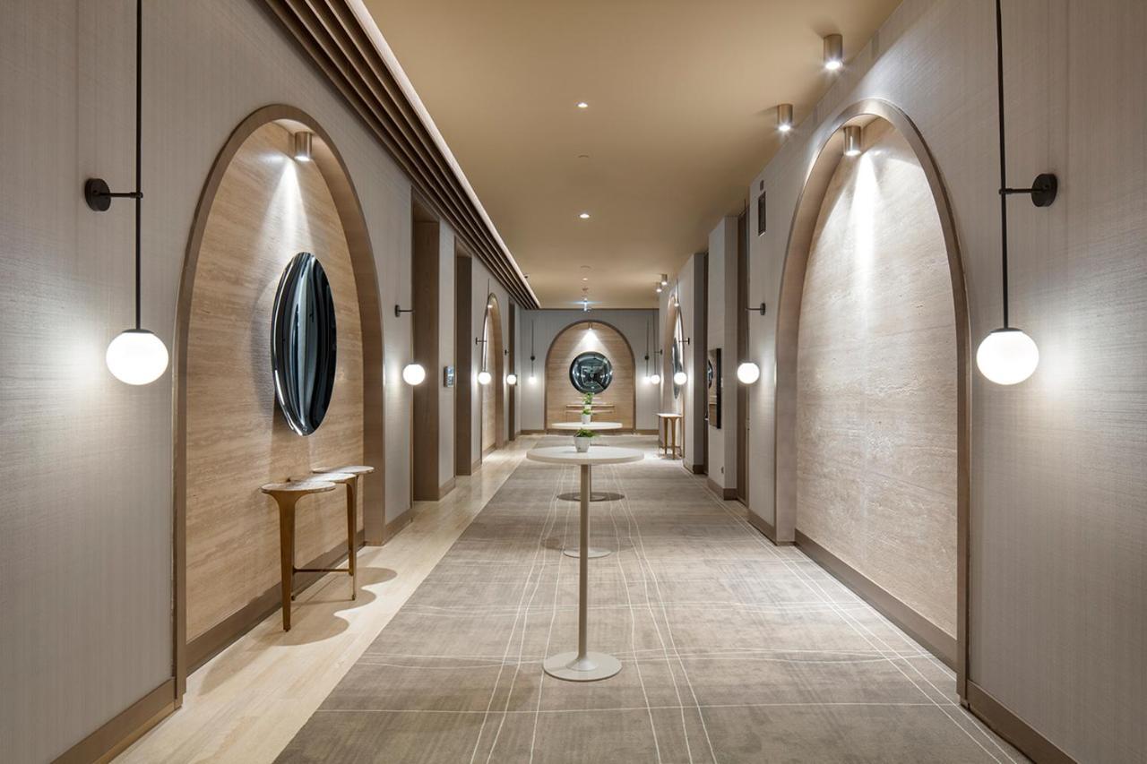 Melas Hotel Estambul Exterior foto The interior of the new terminal